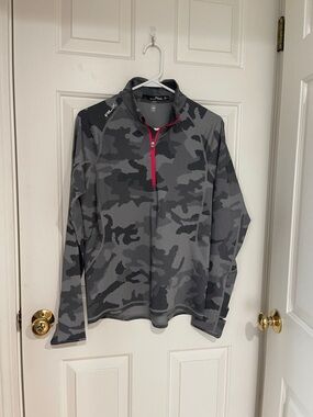 RLX Ralph Lauren Women's Gray Camo Half-Zip Pullover with Pink Trim